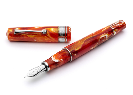 Leonardo Officina Italiana Momento Zero GRANDE Primary manipulation Warm tones Fountain Pen