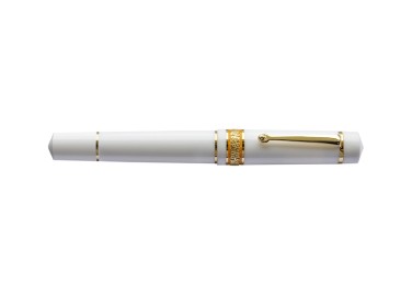 Maiora Mitho Dama Converter Fountain Pen 2
