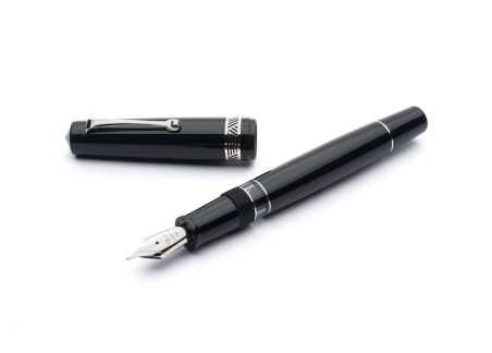 Leonardo Officina Italiana Momento Magico Glossy Black Silver Fountain Pen Fontana Penna fontanapenna.com