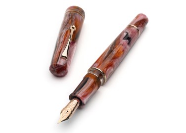 Leonardo Officina Italiana Momento Zero GRANDE 2.0 "Galattica" Nana rosa Fountain Pen with piston Fontana Penna fontanapenna.com
