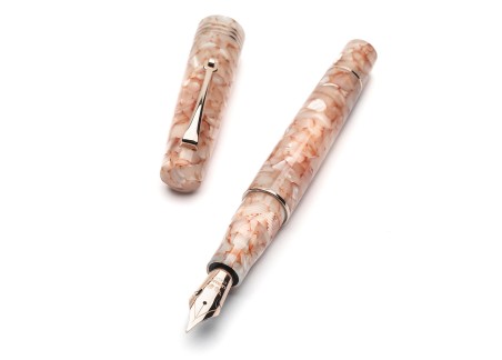 Leonardo Officina Italiana Momento Zero Angelskin Fountain Pen Fontana Penna fontanapenna.com