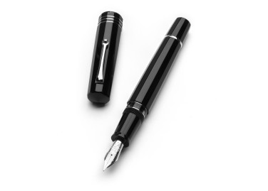 Leonardo Officina Italiana Dodici - Vulcanica ST Estilográfica Fontana Penna fontanapenna.com