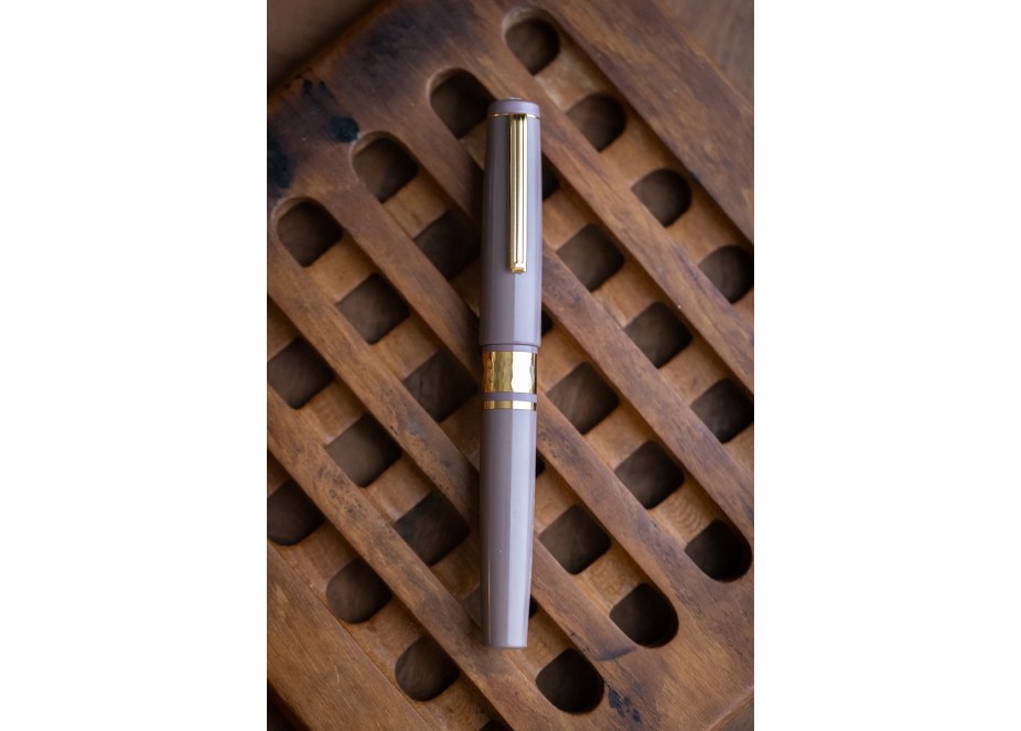 Esterbrook Model J Violet Ebonite Fountain Pen Fontana Penna fontanapenna.com