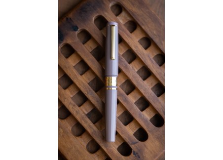 Esterbrook Model J Violet Ebonite Fountain Pen Fontana Penna fontanapenna.com