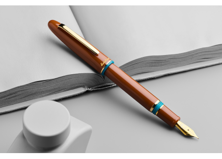 Estebrook Back to the Land Estie Fountain Pen (Incredible Rock) Fountain Pen Fontana Penna fontanapenna.com