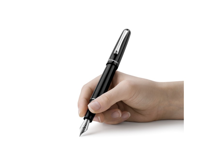 Montegrappa Elmo 01 Black Fountain Pen Fontana Penna