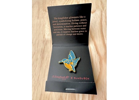 Esterbrook x BUNGUBOX Kingfisher Edition Lapel Pin Fontana Penna fontanapenna.com