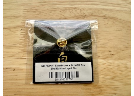 Esterbrook x BUNGUBOX Kingfisher Edition Lapel Pin Fontana Penna