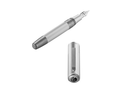 Montegrappa 007 Special Issue Silver Edition Fountain Pen Fontana Penna fontanapenna.com