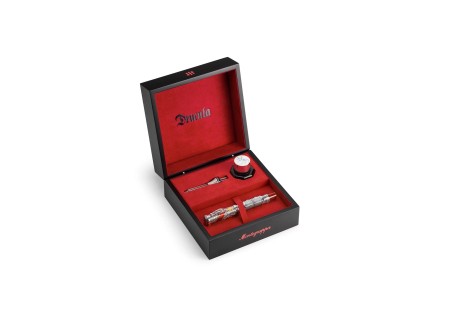 Montegrappa Dracula Universal Monsters Estilografica Fontana Penna fontanapenna.com